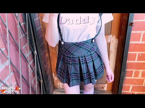 ❤️ Schoolgirl sûget har lul djip en neukt ynstee fan klassen. ️❌ Homemade porno by wy ❤